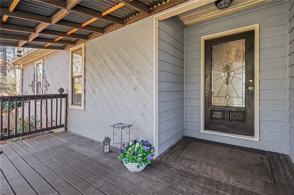 5088 Ravenwood Drive NW