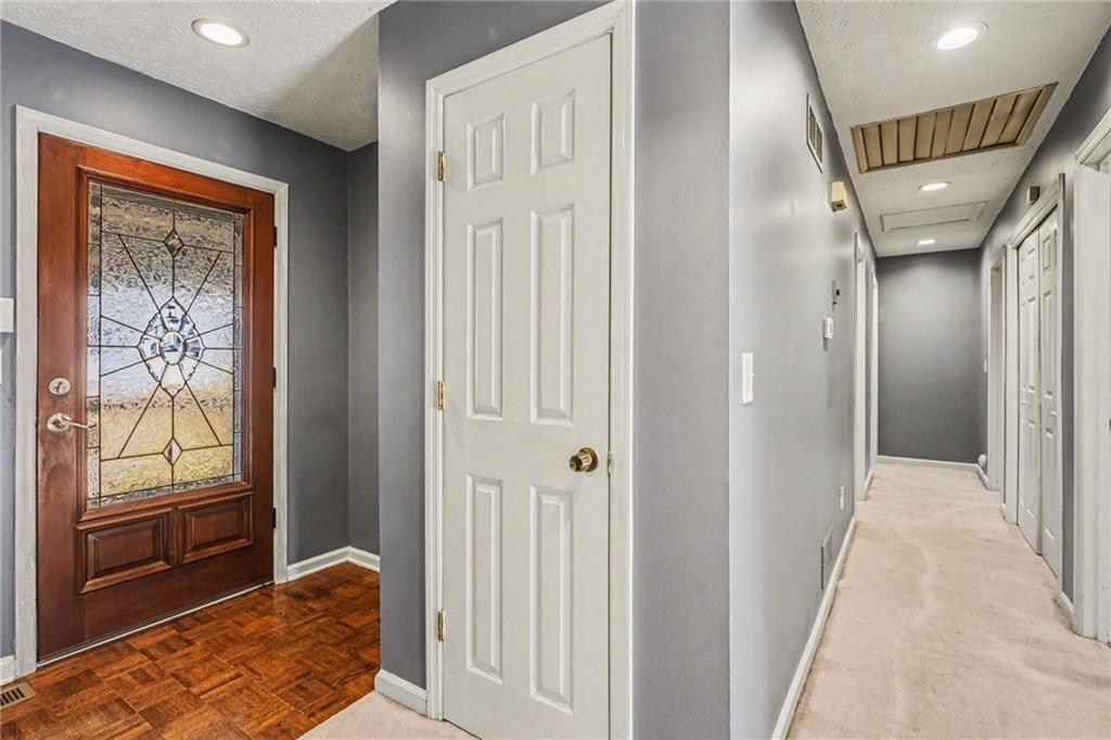 5088 Ravenwood Drive NW