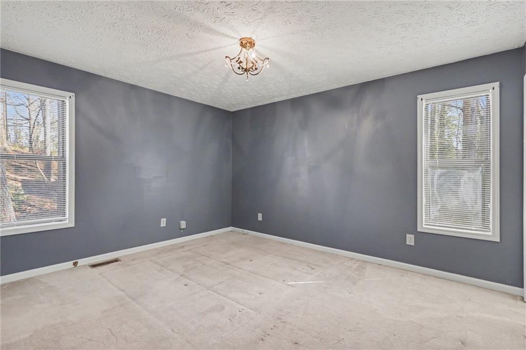 5088 Ravenwood Drive NW