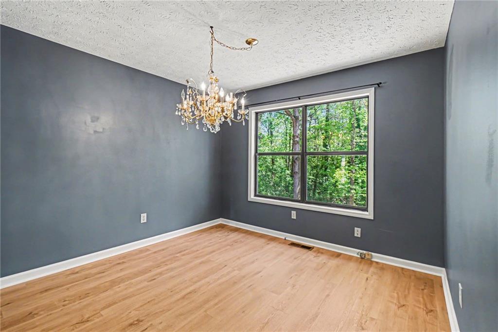 5088 Ravenwood Drive NW