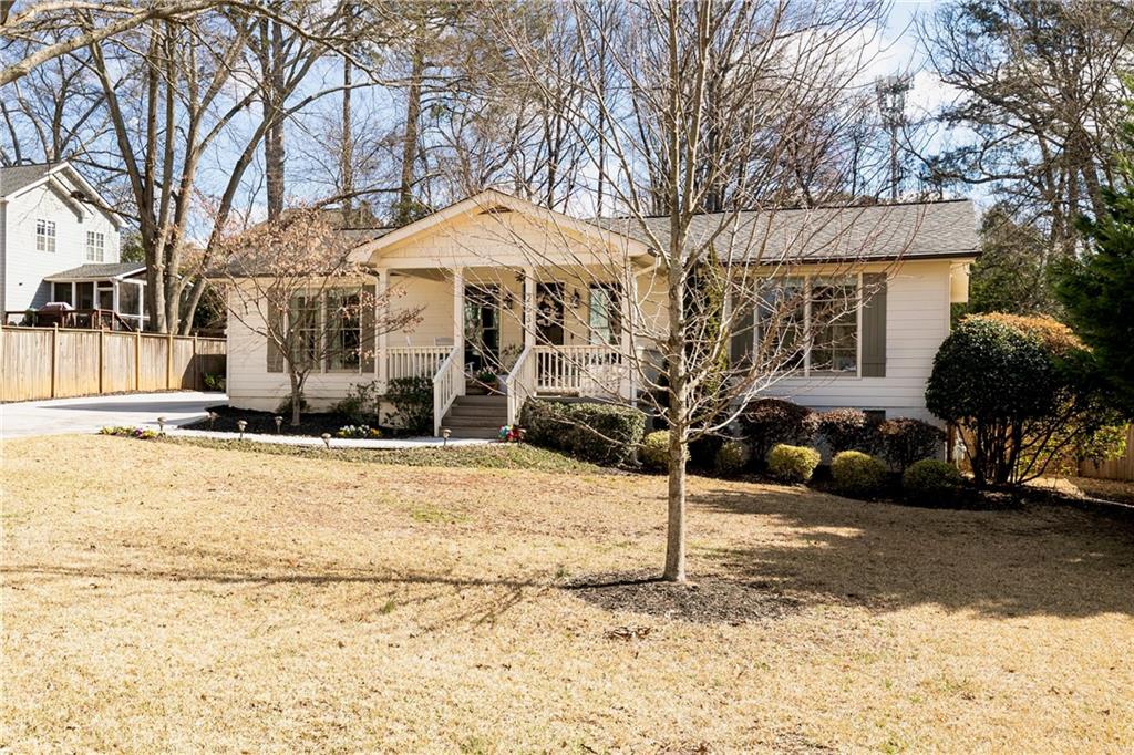 2631 Brown Circle SE