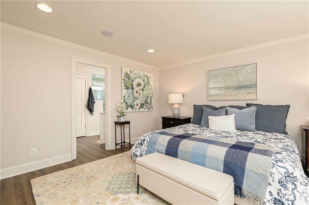 2631 Brown Circle SE