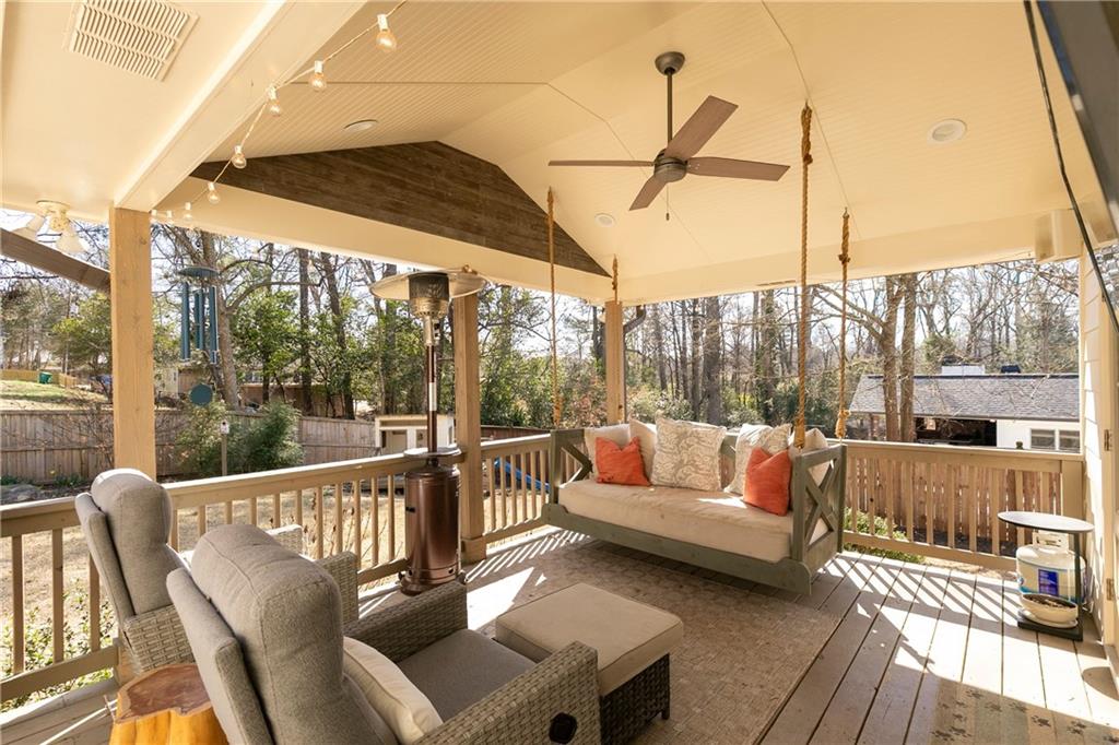 2631 Brown Circle SE