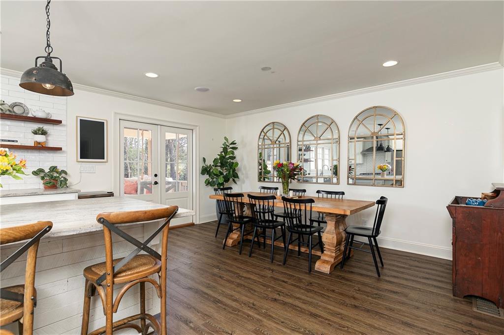 2631 Brown Circle SE