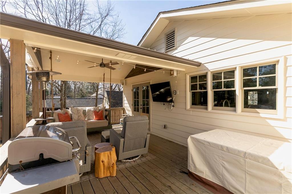 2631 Brown Circle SE