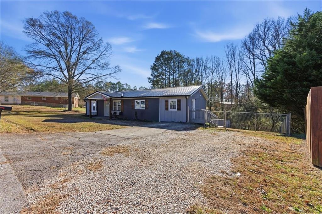533 WESLEY CAMP Road