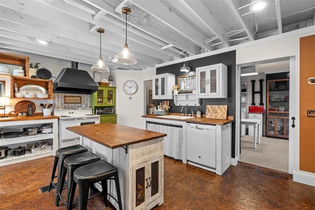 292 Brooks Rackley Road