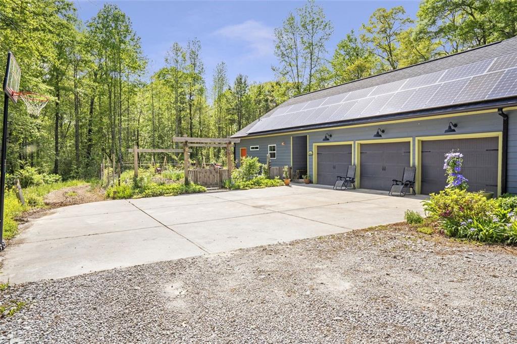 225 HAMRICK Road
