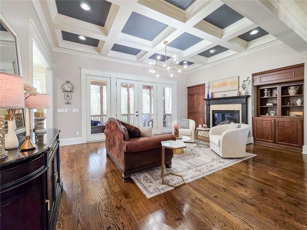 1485 White Rose Court