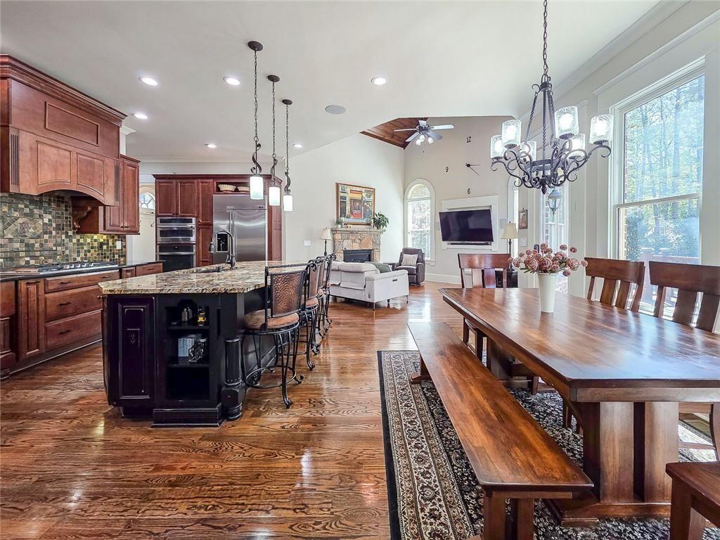 1485 White Rose Court