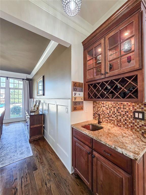 1485 White Rose Court