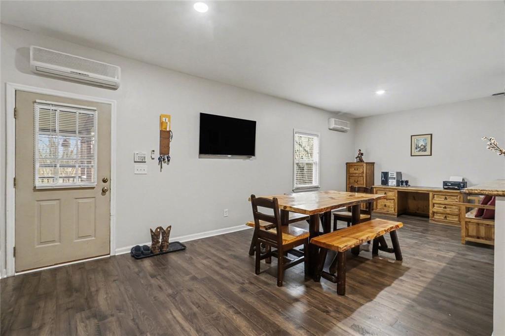 9150 W Banks Mill Road