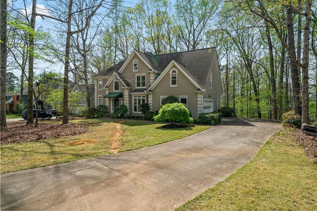 2679 Moon Cabin Drive