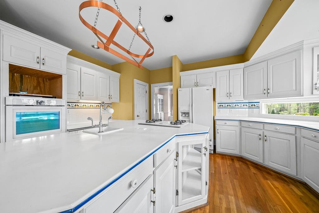 2679 Moon Cabin Drive