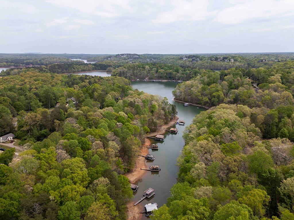 7135 Haw Creek Place