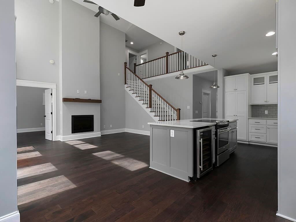 7135 Haw Creek Place