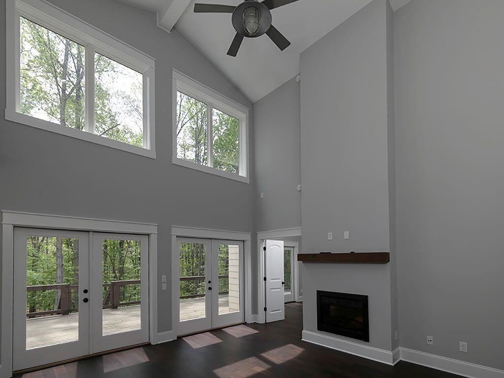 7135 Haw Creek Place