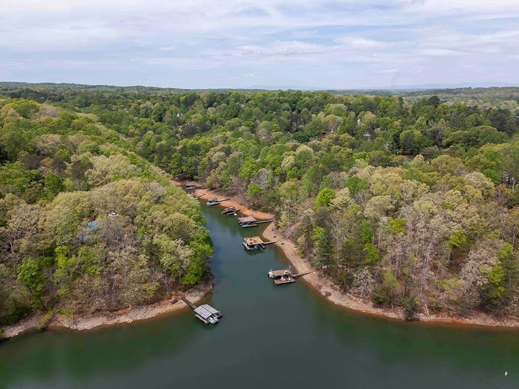 7135 Haw Creek Place