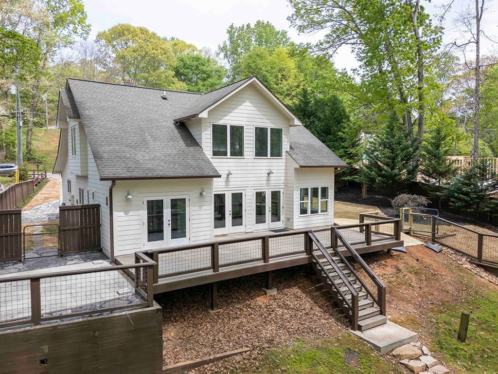 7135 Haw Creek Place