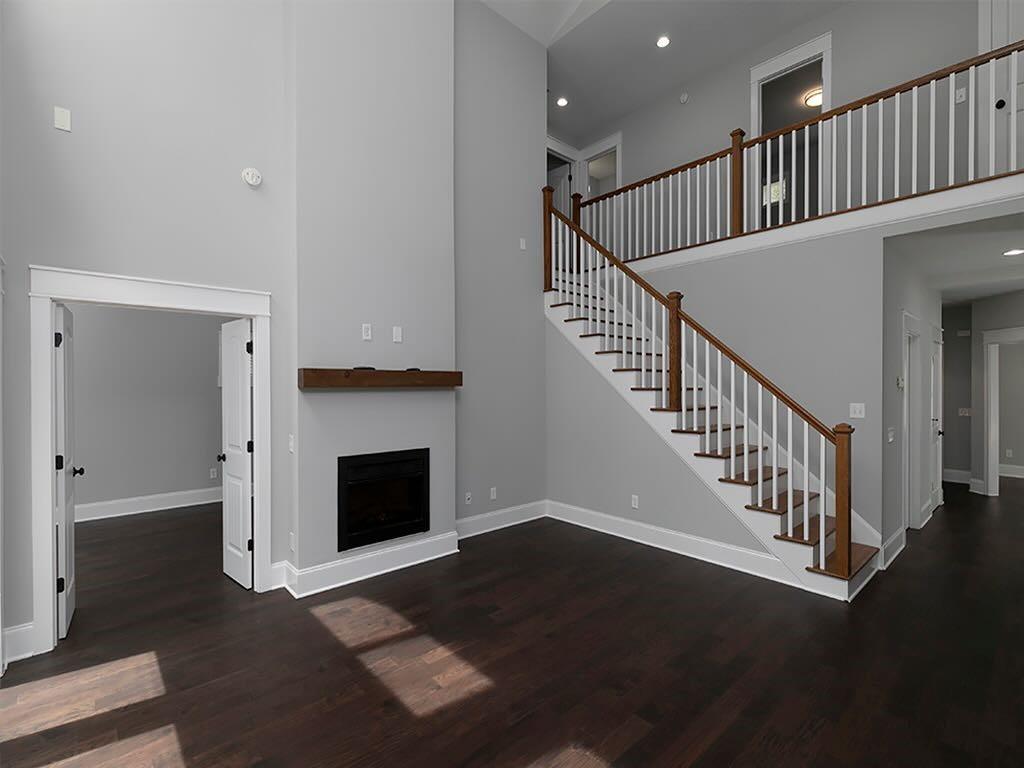 7135 Haw Creek Place