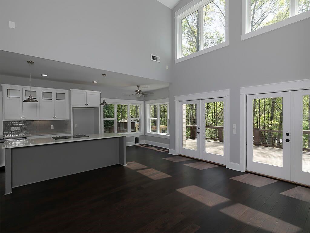 7135 Haw Creek Place