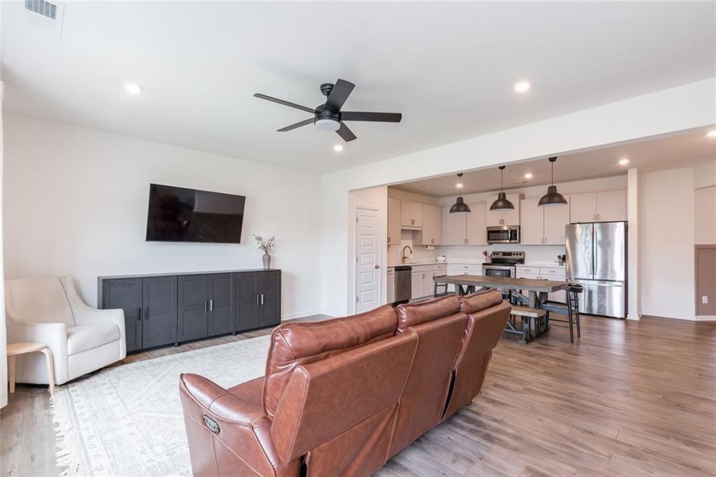 23 Felton Walk