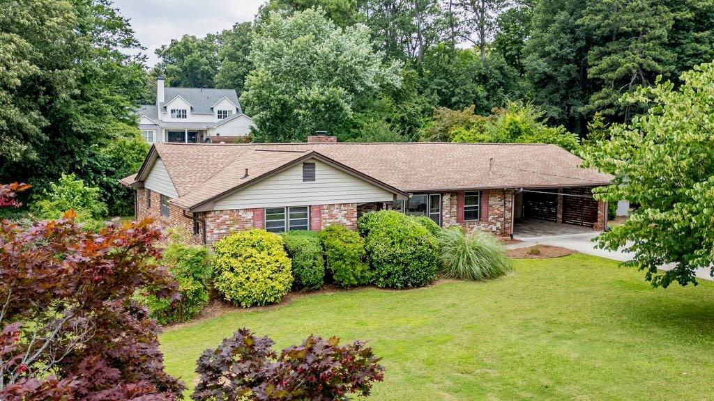 3854 Ridgewood Drive SE