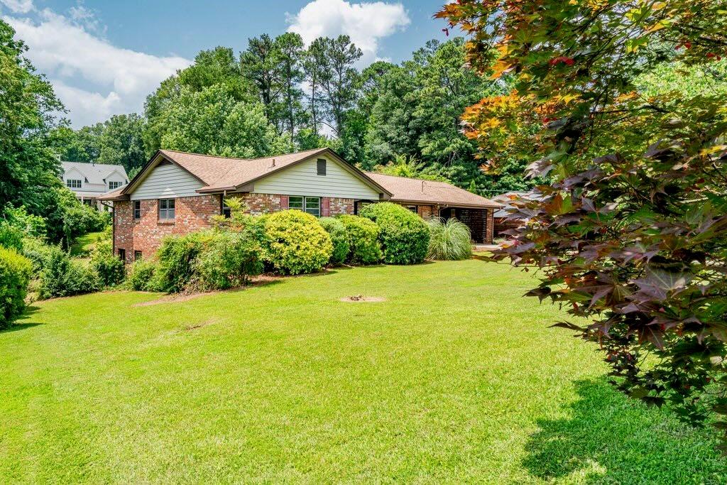 3854 Ridgewood Drive SE