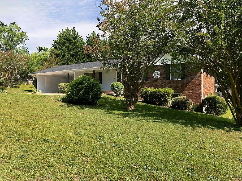 3883 N Pebble Drive