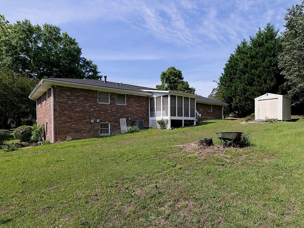 3883 N Pebble Drive