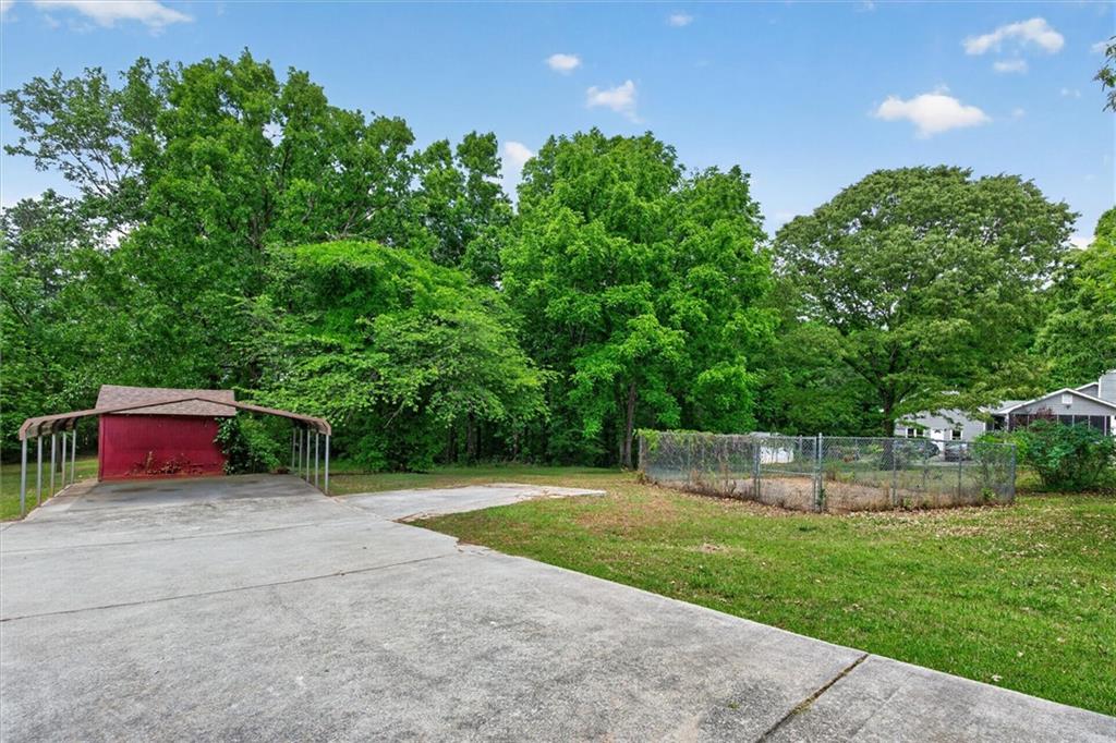 6882 Cowan Mill Rd