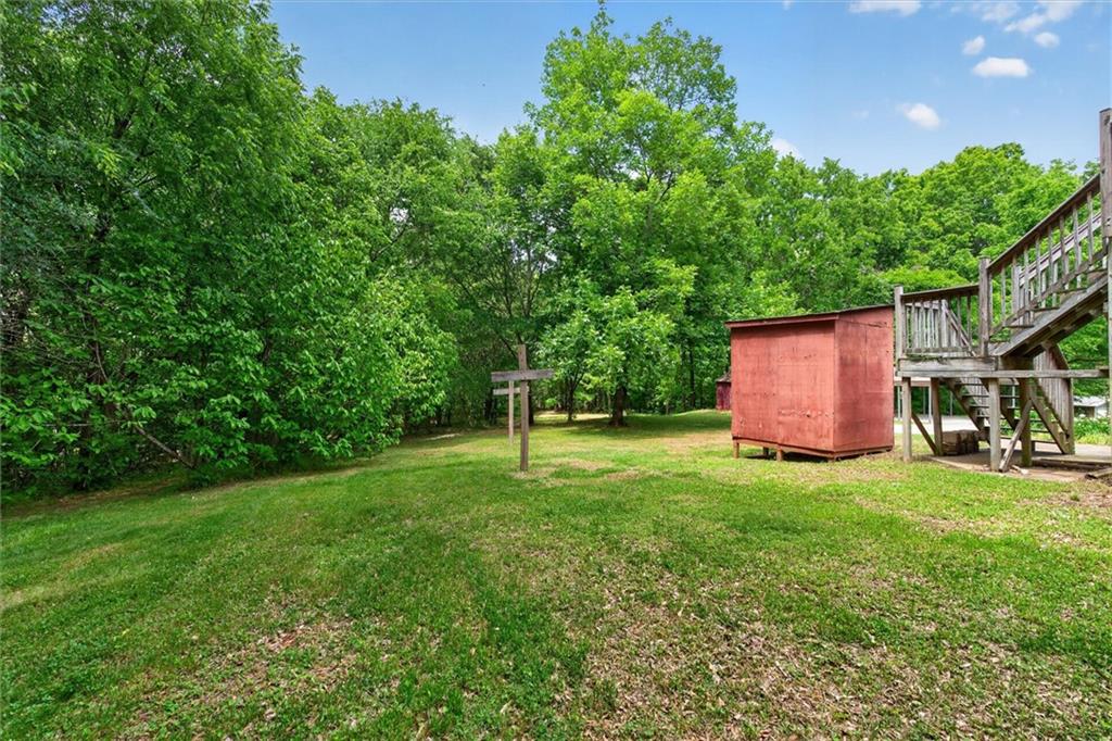 6882 Cowan Mill Rd