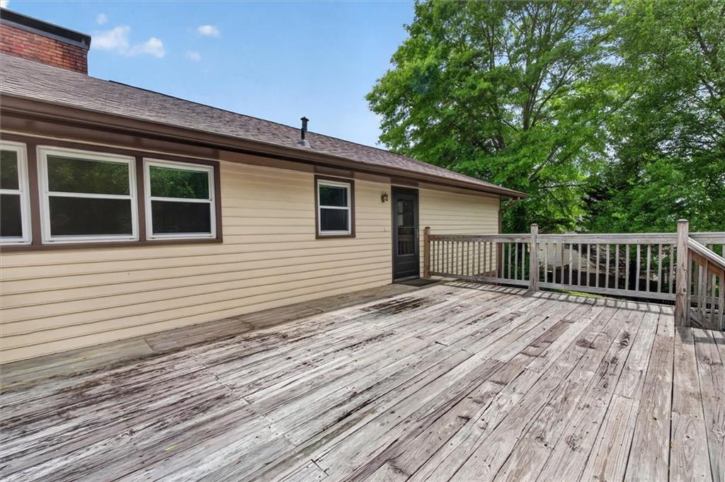 6882 Cowan Mill Rd