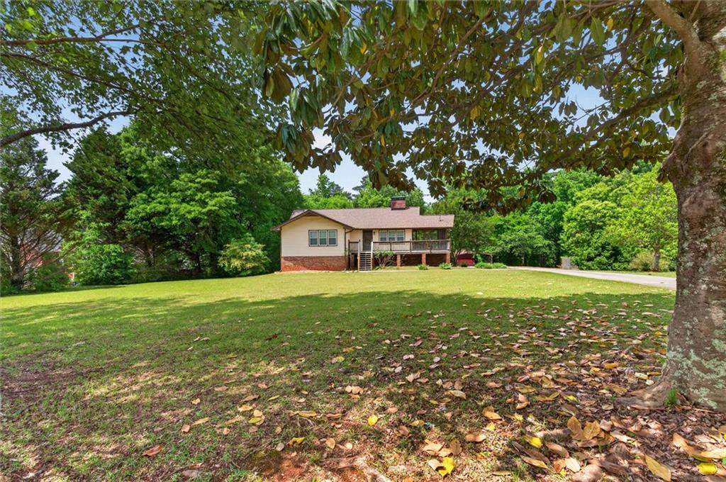 6882 Cowan Mill Rd