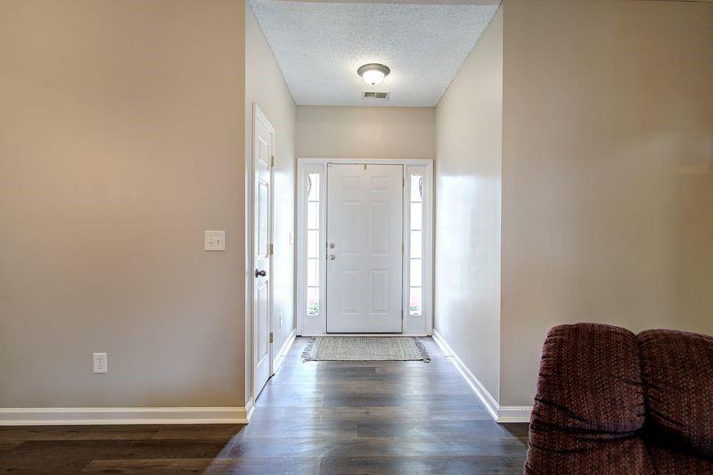 12 Independence Way NE
