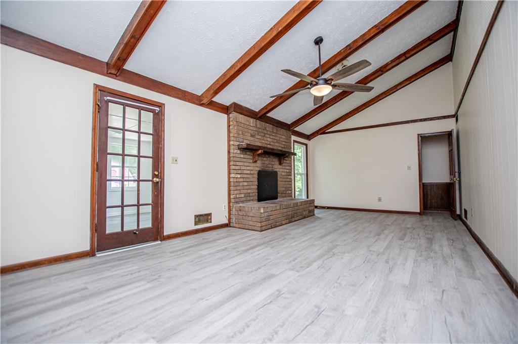 6170 Shallow Wood Lane