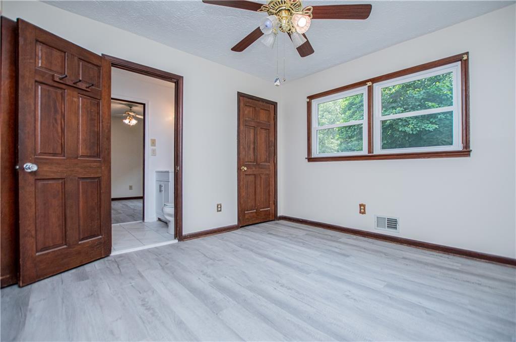 6170 Shallow Wood Lane
