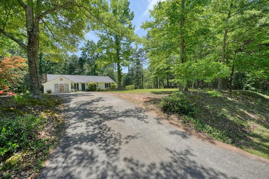 367 Bradshaw Lane