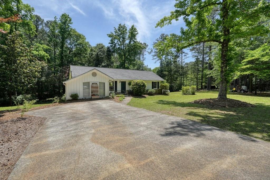 367 Bradshaw Lane