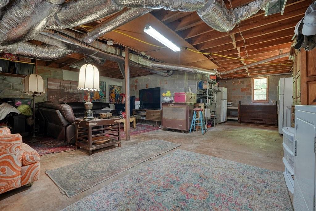 367 Bradshaw Lane