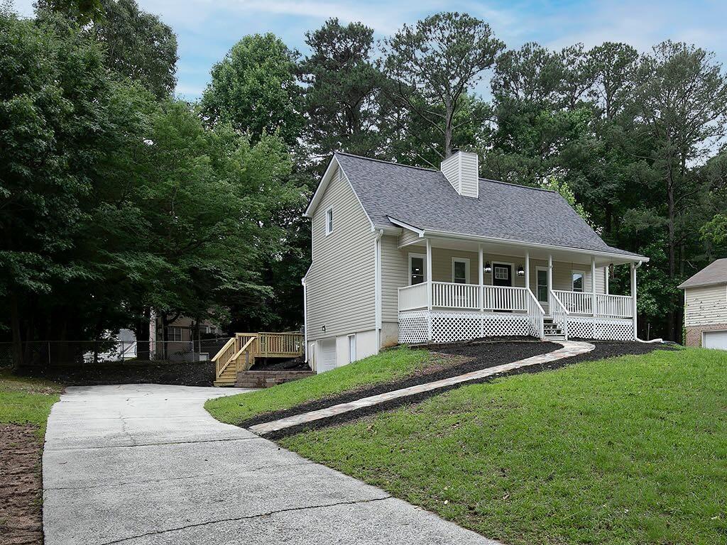 2883 Country Lane NW