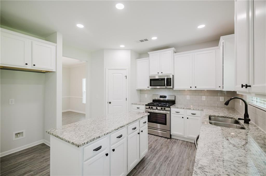 119 Ridgewood Way