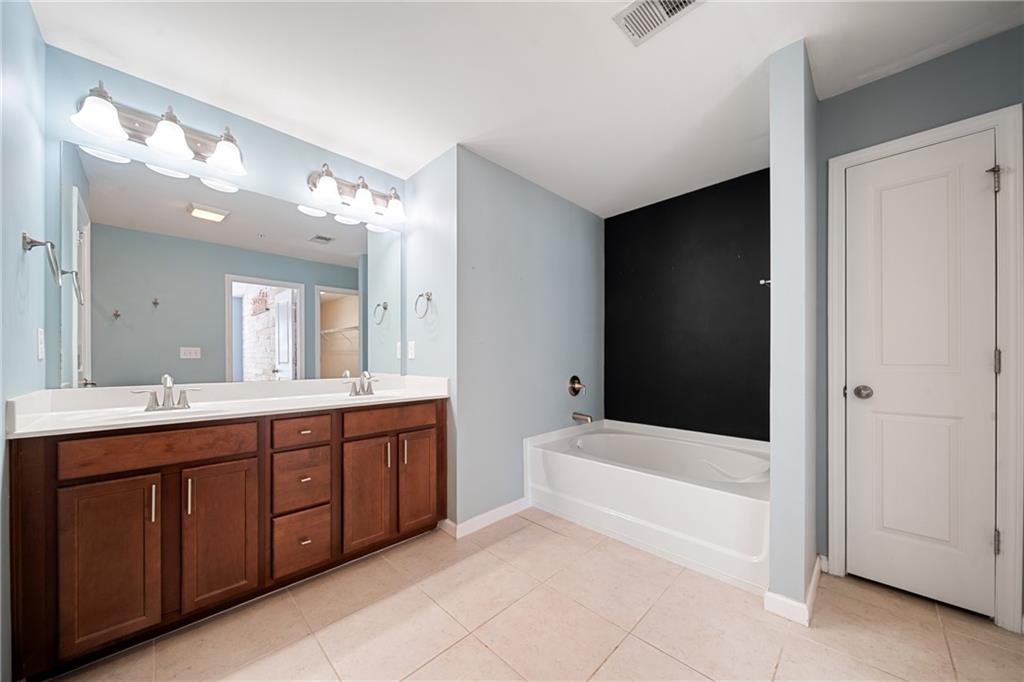 3346 Vintage Circle SE
