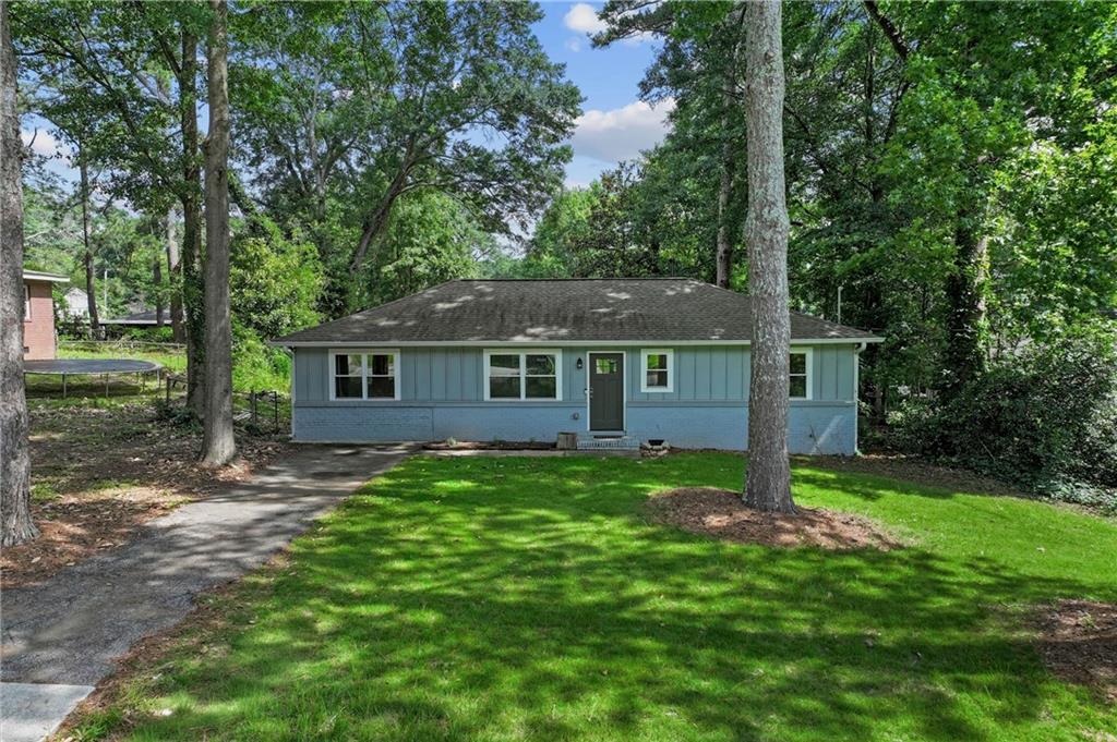 551 Floyd Drive SE