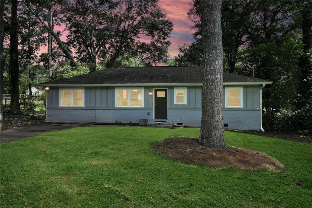 551 Floyd Drive SE