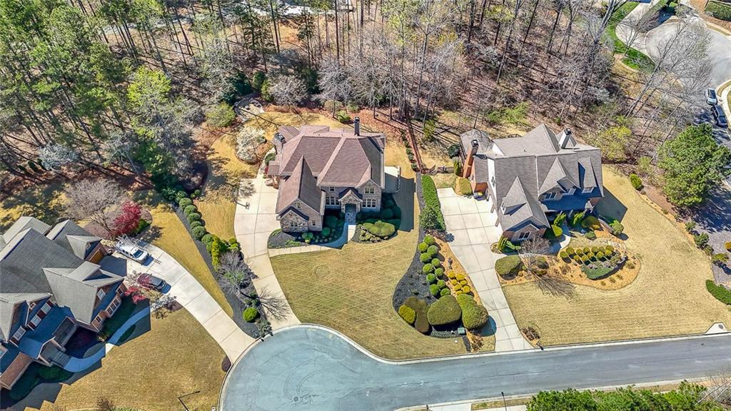 1485 White Rose Court NW