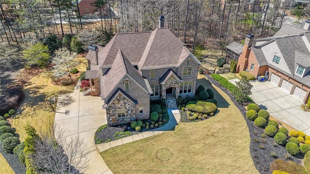 1485 White Rose Court NW