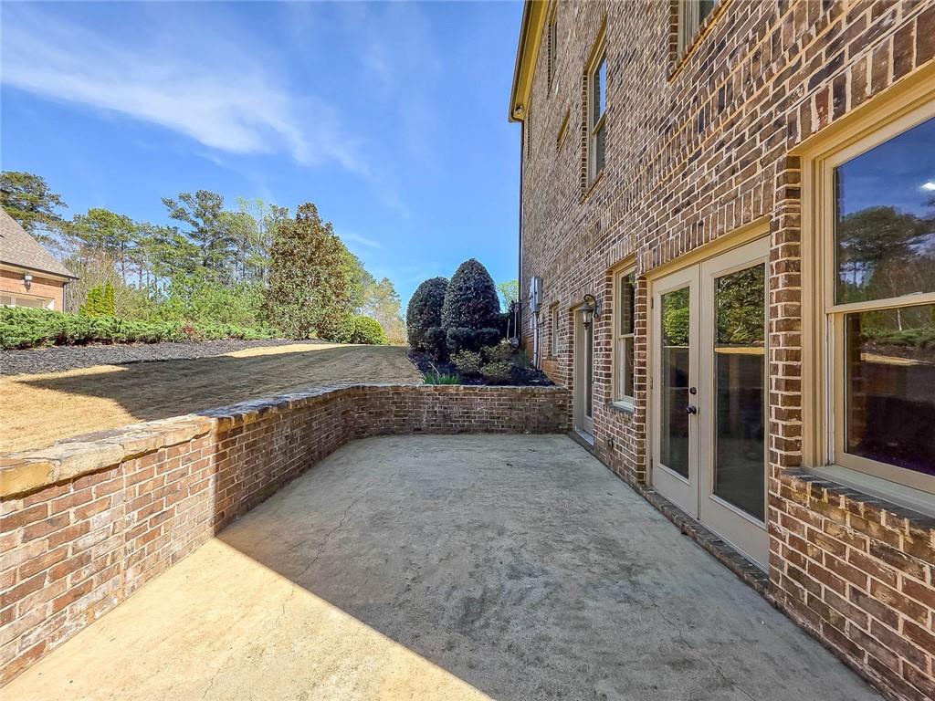 1485 White Rose Court NW