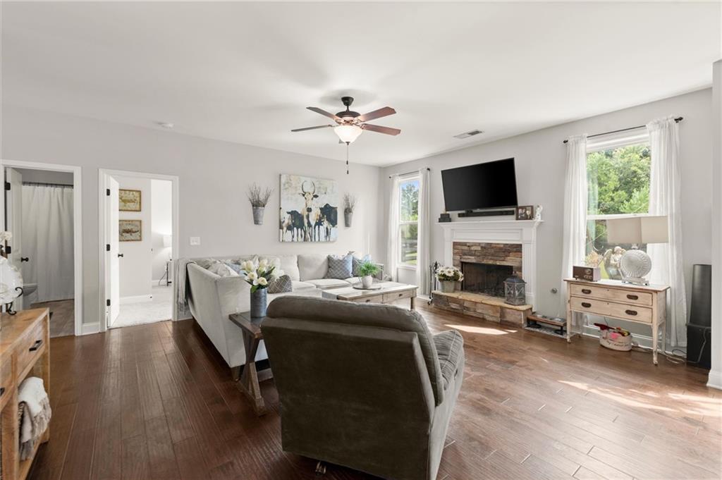 96 Alder Landing S