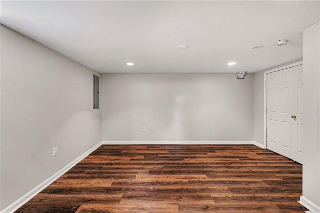 302 Fairview Lane